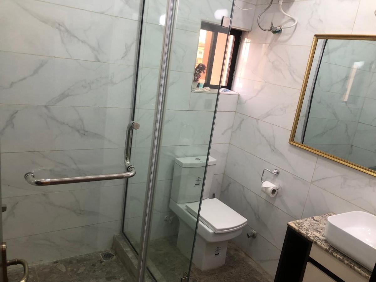 Roban Hotels Limited Енугу Екстериор снимка